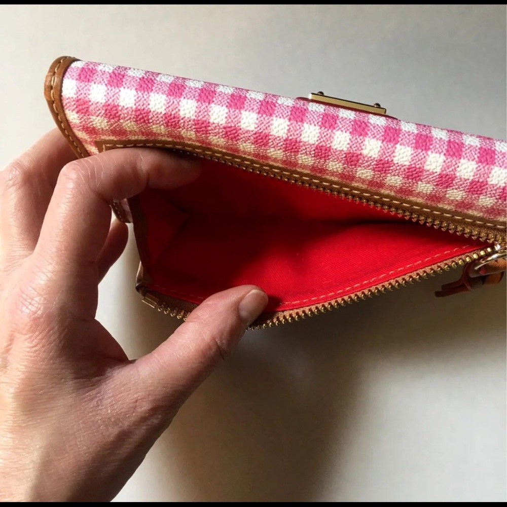 Dooney & Bourke Pink Gingham Continental Clutch - Picture 5 of 8